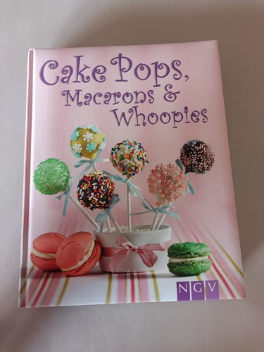 Ngv cake pops macarons - cake,